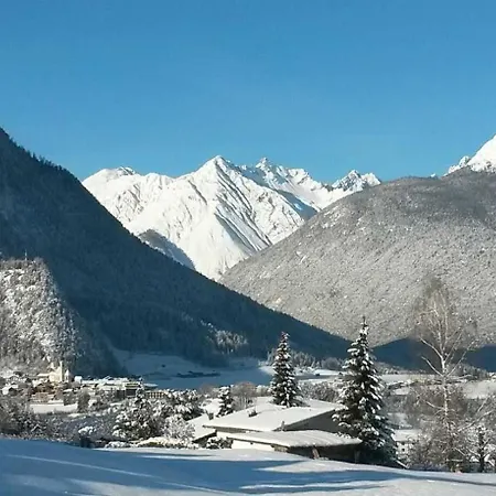 Apartment Gaestehaus Falkenblick Arzl im Pitztal